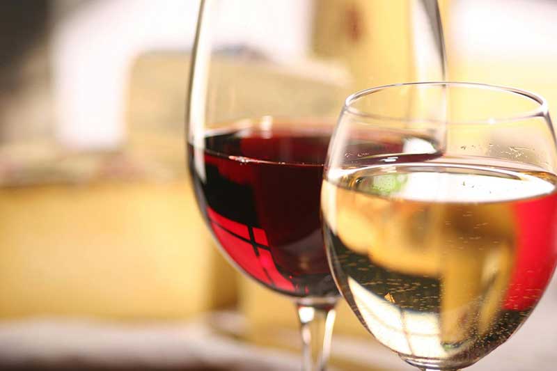 is red wine healthier than white wine